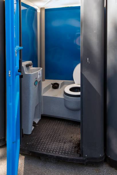 Best Portable bathroom rental  in Vail, AZ