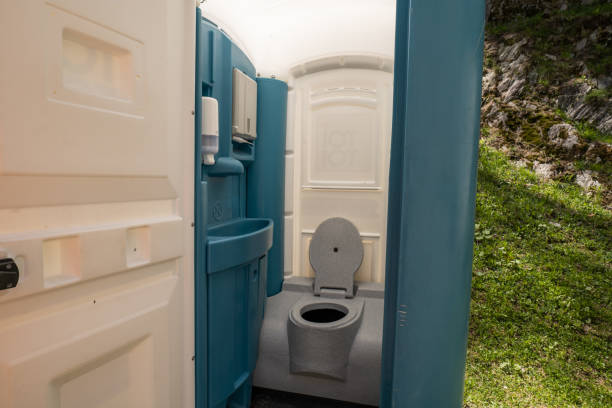 Portable Toilet Options We Offer in Vail, AZ